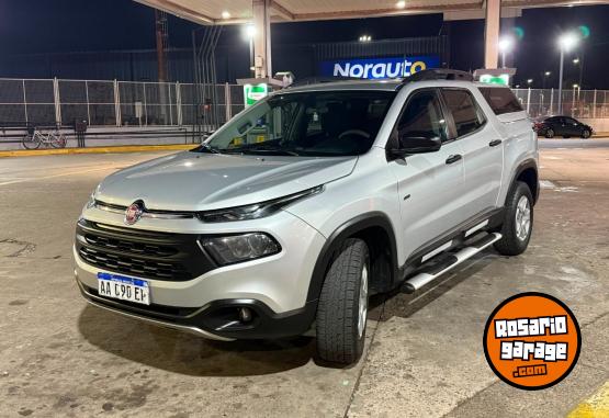 Camionetas - Fiat Toro 2016 Diesel 122000Km - En Venta