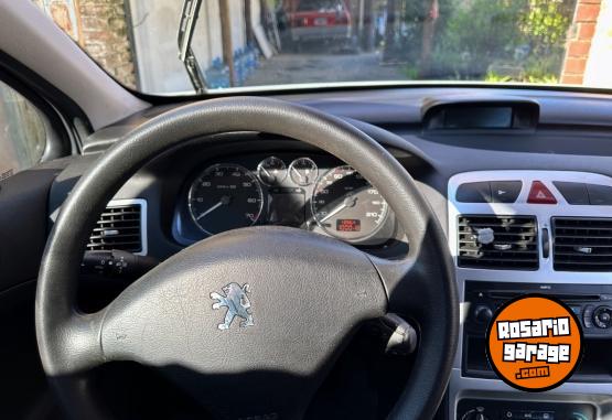 Autos - Peugeot 307 2010 Nafta 100018Km - En Venta