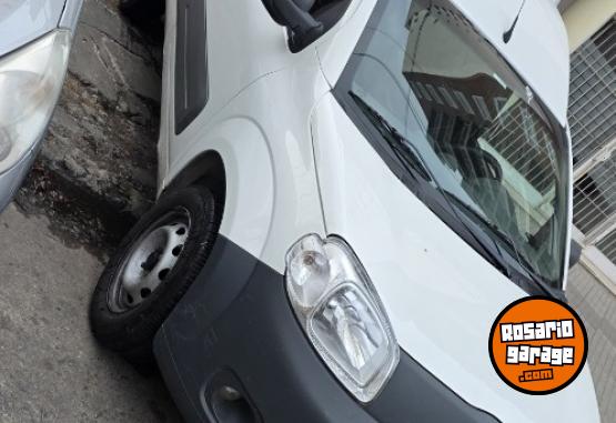 Utilitarios - Fiat Fiorino 2020 Nafta 99000Km - En Venta