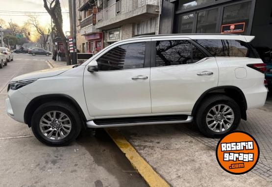 Camionetas - Toyota Sw4 srx 2.8 tdi 7 asiento 2021 Diesel 82000Km - En Venta