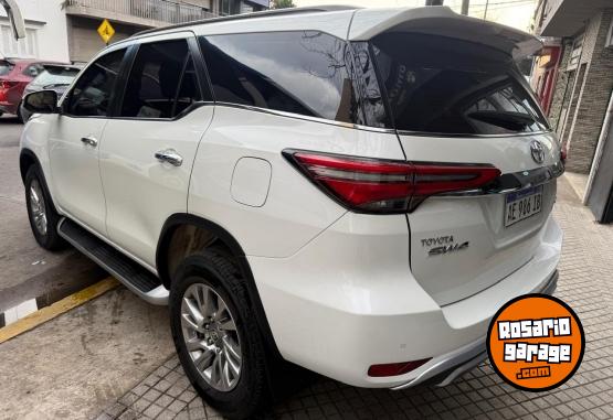 Camionetas - Toyota Sw4 srx 2.8 tdi 7 asiento 2021 Diesel 82000Km - En Venta