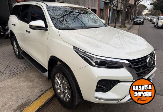 Camionetas - Toyota Sw4 srx 2.8 tdi 7 asiento 2021 Diesel 82000Km - En Venta