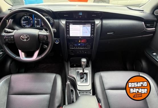 Camionetas - Toyota Sw4 srx 2.8 tdi 7 asiento 2021 Diesel 82000Km - En Venta