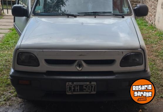 Utilitarios - Renault Express 2000 Diesel 200000Km - En Venta