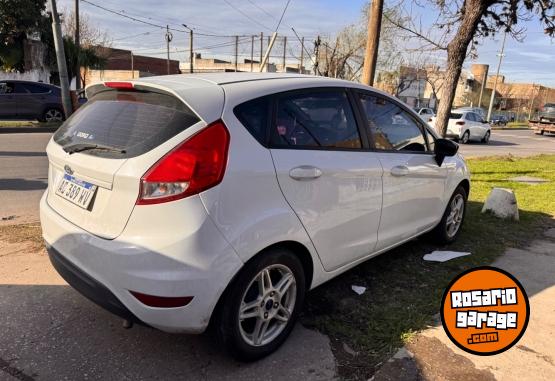 Autos - Ford Fiesta 2018 Nafta 80000Km - En Venta