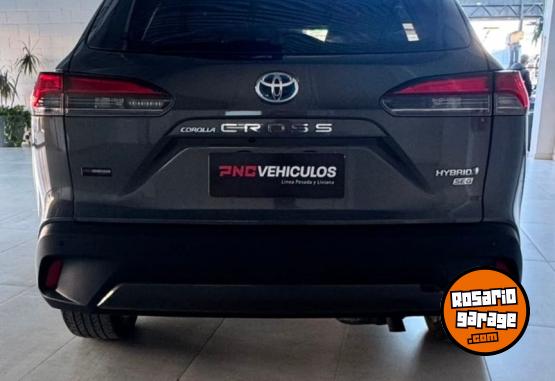 Autos - Toyota COROLLA CROSS SEG 2023 Nafta 74229Km - En Venta
