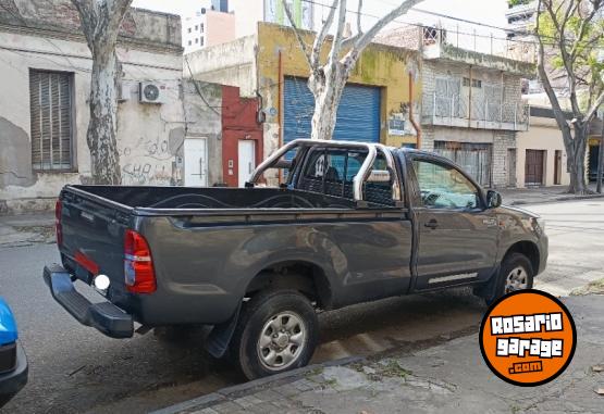 Camionetas - Toyota Hylux 4X2 C/S DX PACK 2015 Diesel 235000Km - En Venta