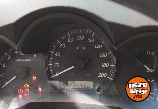 Camionetas - Toyota Hylux 4X2 C/S DX PACK 2015 Diesel 235000Km - En Venta