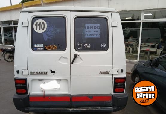 Utilitarios - Renault TRAFIC 1998 Diesel 500000Km - En Venta