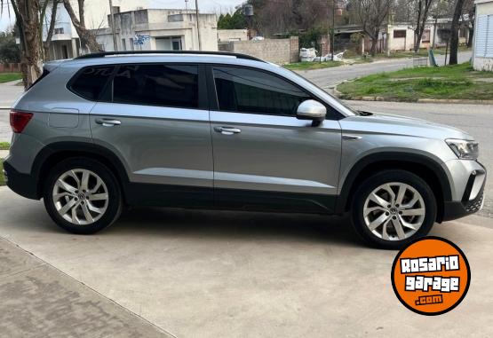Autos - Volkswagen Taos Comfortline 2023 Nafta 90000Km - En Venta