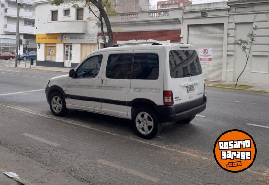 Utilitarios - Peugeot Partner Patagonica VTC PL 2013 Diesel 210000Km - En Venta