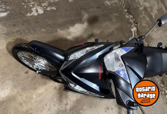 Motos - Honda Wave 2022 Nafta 18000Km - En Venta