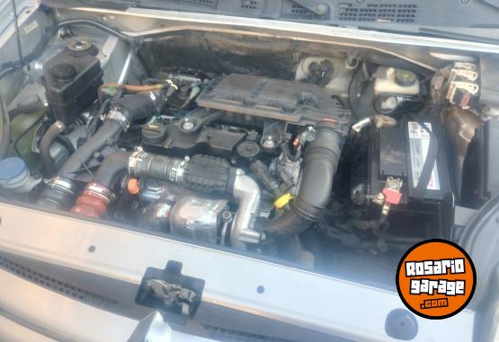 Utilitarios - Citroen multispace 2014 Diesel 236700Km - En Venta