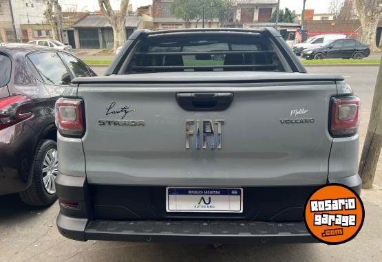 Camionetas - Fiat Strada Volcano 2023 Nafta 68000Km - En Venta