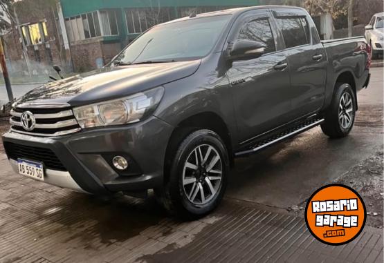 Camionetas - Toyota Hilux 2017 Diesel 195000Km - En Venta