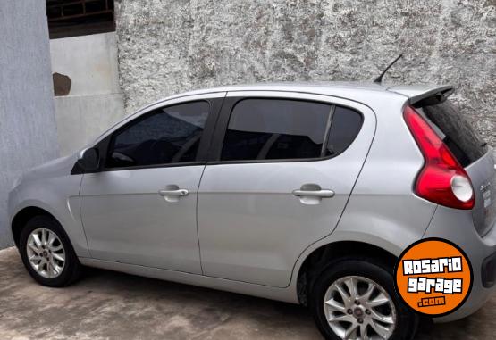 Autos - Fiat Palio attractive 2017 Nafta 128000Km - En Venta