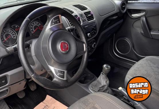 Autos - Fiat Palio attractive 2017 Nafta 128000Km - En Venta