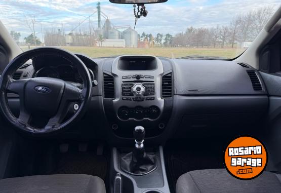 Camionetas - Ford Ranger 3.2 Tdi Dc 4X2 Xls 2013 Diesel 178000Km - En Venta