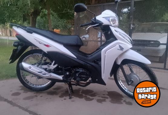 Motos - Honda WAVE 110 2024 Nafta 7815Km - En Venta