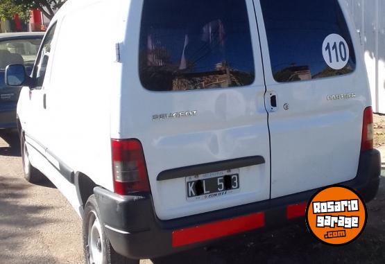 Utilitarios - Peugeot Partner 2011 Diesel 278000Km - En Venta