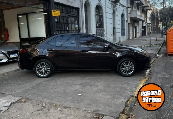 Autos - Toyota Corolla XEI CVT 2018 Nafta 151000Km - En Venta