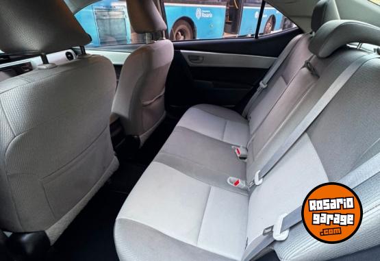 Autos - Toyota Corolla XEI CVT 2018 Nafta 151000Km - En Venta
