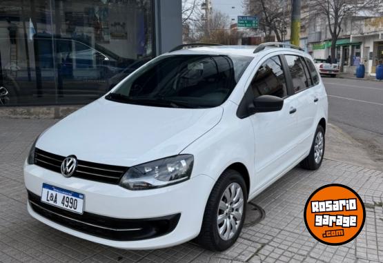 Autos - Volkswagen SURAN CONFORTLINE 1.6 2013 Nafta 120000Km - En Venta