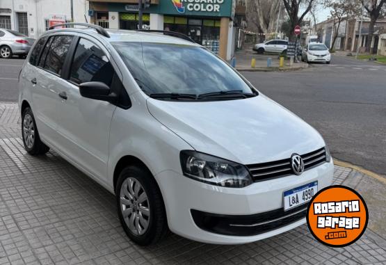 Autos - Volkswagen SURAN CONFORTLINE 1.6 2013 Nafta 120000Km - En Venta