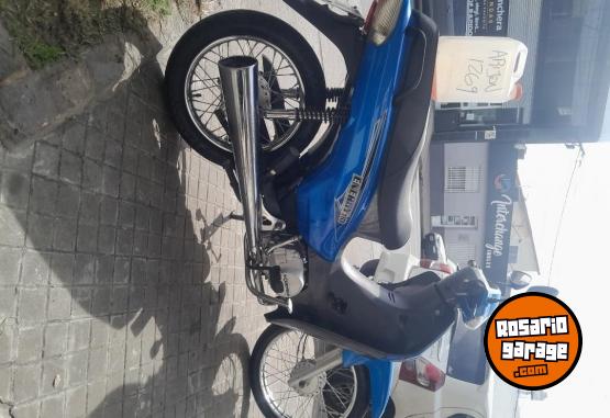 Motos - Corven Energy 2016 Nafta 6000Km - En Venta