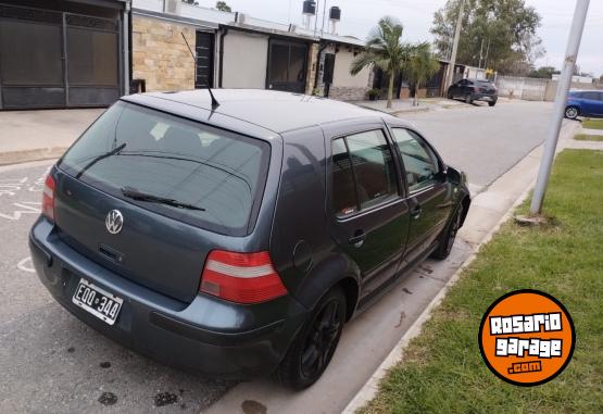 Autos - Volkswagen Golf 2004 Nafta 258000Km - En Venta