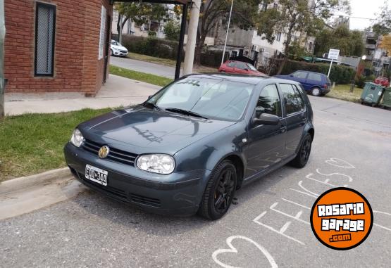 Autos - Volkswagen Golf 2004 Nafta 258000Km - En Venta