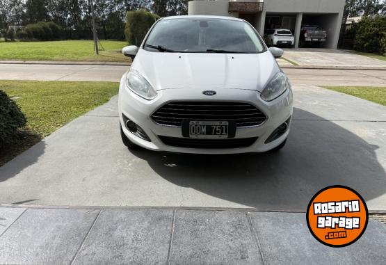 Autos - Ford FIESTA 2015 Nafta 70000Km - En Venta
