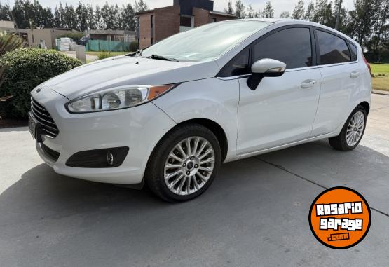 Autos - Ford FIESTA 2015 Nafta 70000Km - En Venta