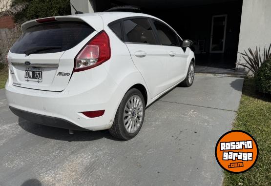 Autos - Ford FIESTA 2015 Nafta 70000Km - En Venta