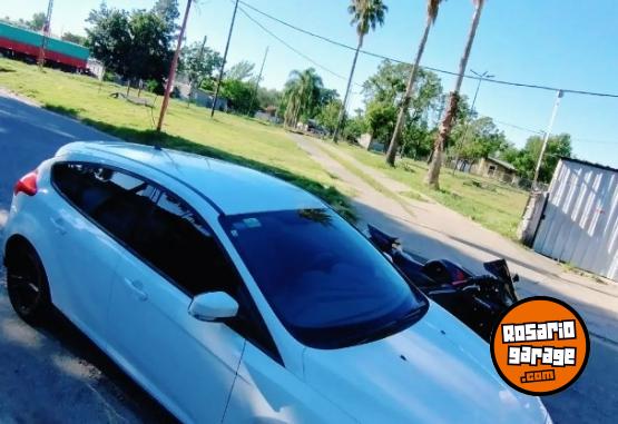Autos - Ford Focus 2016 Nafta 120000Km - En Venta
