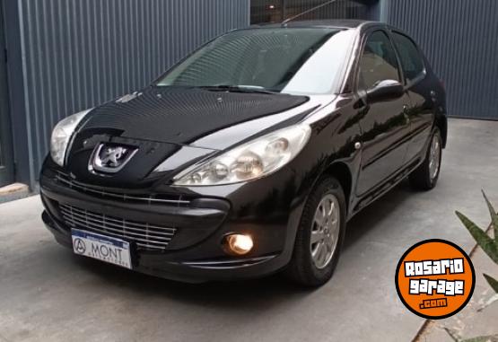 Autos - Peugeot 207 2011 Nafta 95000Km - En Venta