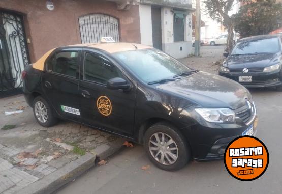 Autos - Renault Taxi logan 2023 GNC 166000Km - En Venta