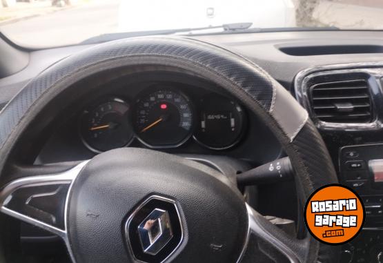 Autos - Renault Taxi logan 2023 GNC 166000Km - En Venta