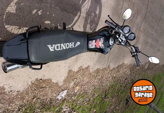 Motos - Honda Titan 2014 Nafta 111111Km - En Venta
