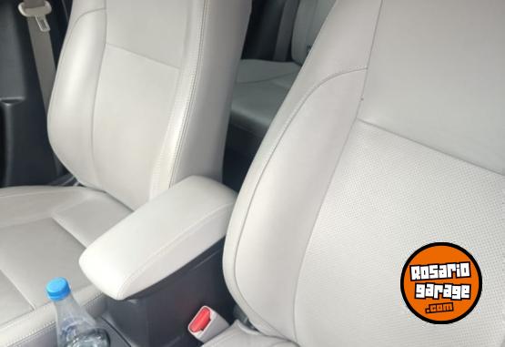 Autos - Toyota Corolla XEI PACK cuero 2019 Nafta 64000Km - En Venta