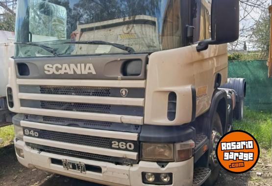 Camiones y Grúas - Scania P 94 GA 4X2 NZ 260 HP - En Venta