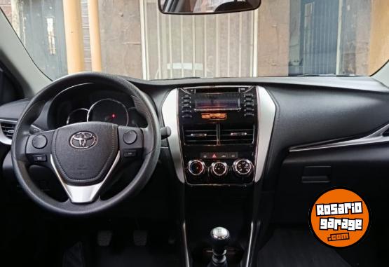 Autos - Toyota Yaris xs 2019 Nafta 28000Km - En Venta
