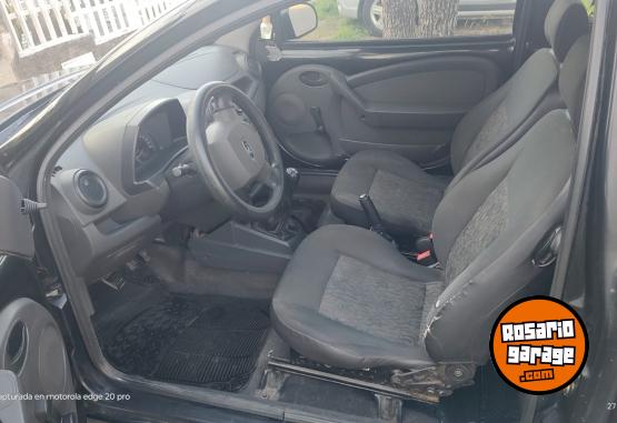Autos - Ford KA 1.6 VIRAL 2011 Nafta 148000Km - En Venta