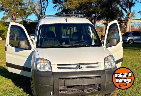 Utilitarios - Citroen Berlingo HDI 1.6 Furgon 2018 Diesel 125000Km - En Venta