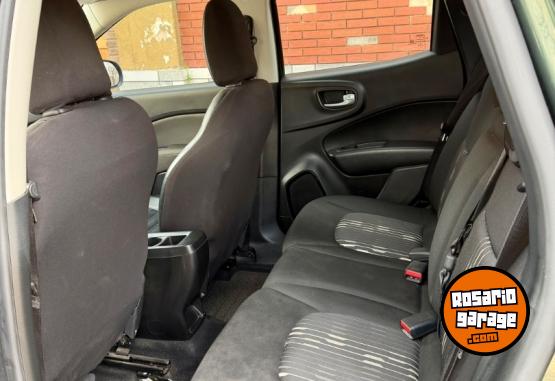 Camionetas - Fiat Toro FREEDOM 4x2 2016 Diesel 98000Km - En Venta