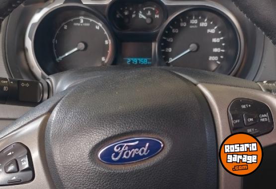 Camionetas - Ford Ranger 2015 Diesel 280000Km - En Venta
