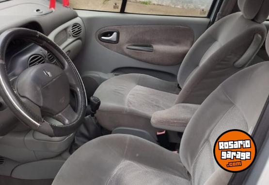 Autos - Renault SCENIC PRIVILEGE 2006 Diesel 199856Km - En Venta