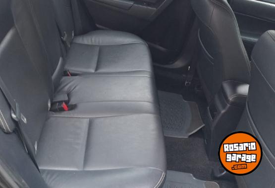 Autos - Toyota COROLLA SEG AT 2017 Nafta 117256Km - En Venta