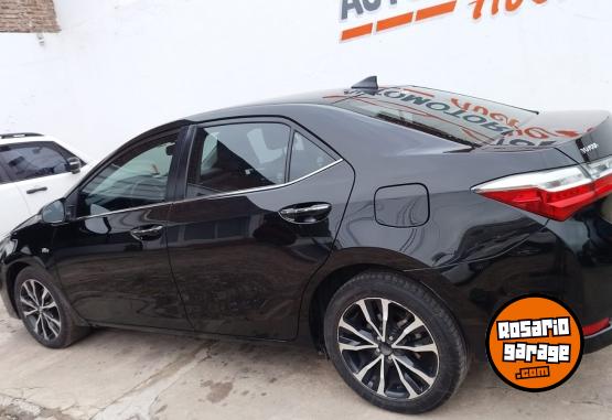 Autos - Toyota COROLLA SEG AT 2017 Nafta 117256Km - En Venta