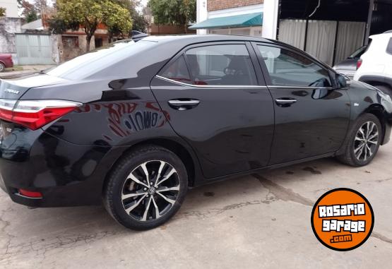 Autos - Toyota COROLLA SEG AT 2017 Nafta 117256Km - En Venta